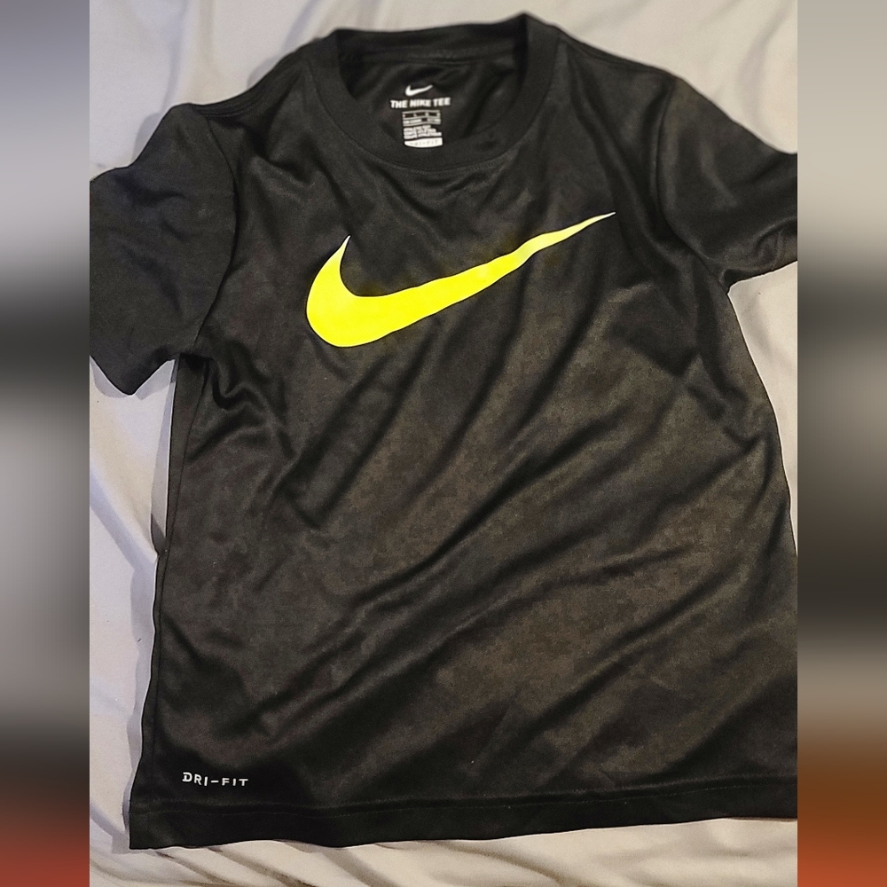 Nike shirt